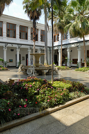 inner courtyard of City Hall