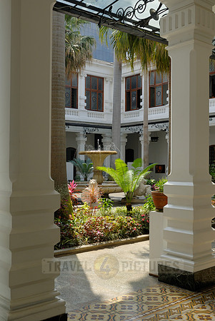 inner courtyard of City Hall
