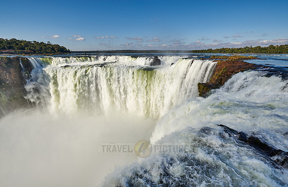 Devil's Throat of Iguassu Falls, Argentina