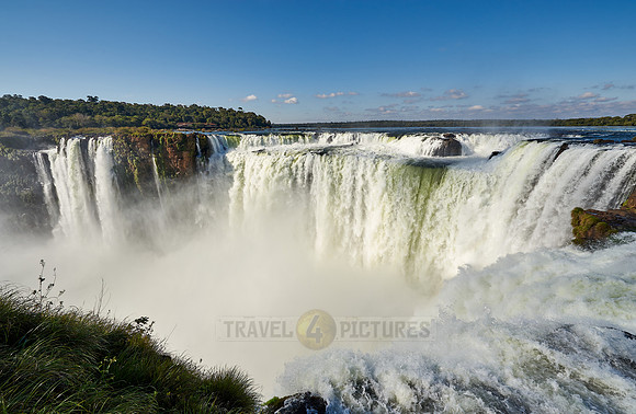 Devil's Throat of Iguassu Falls, Argentina
