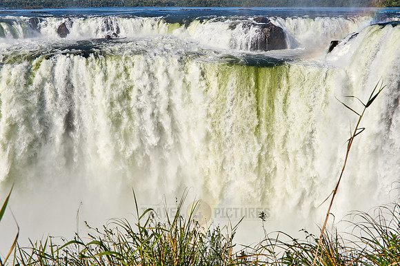 Devil's Throat of Iguassu Falls, Argentina