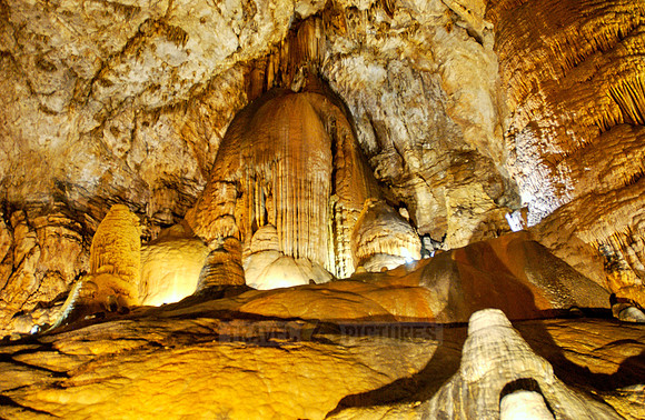 sinter cave Su Marmuri