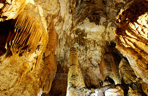 sinter cave Su Marmuri