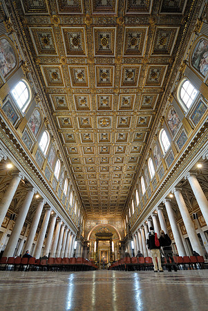 the ceiling with baroque ornamentation of Basilica di Santa Maria Maggiore