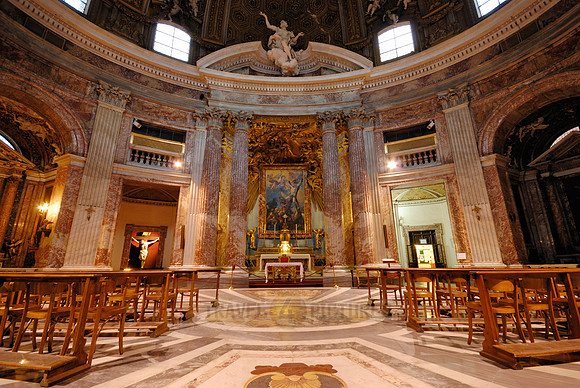 interior shot of church Sant'Andrea al Quirinale