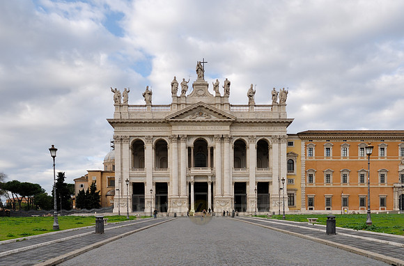 Baroque façade of the Basilica of St. John Lateran