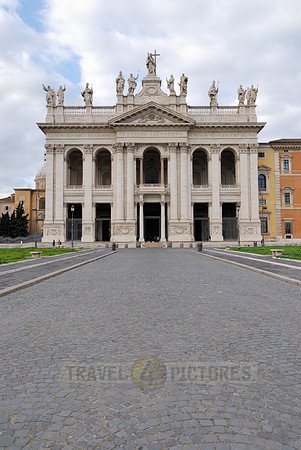Baroque façade of the Basilica of St. John Lateran