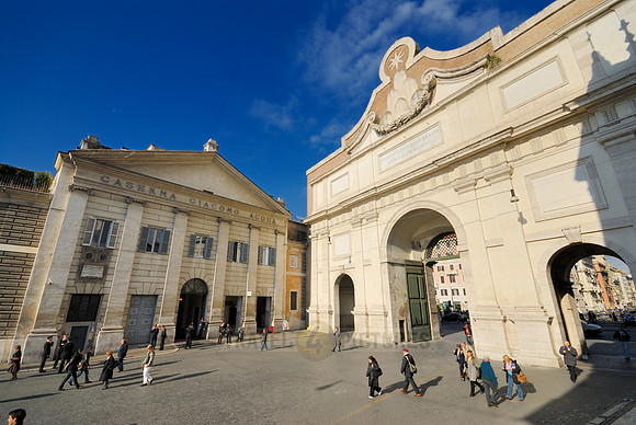 Caserma Giacomo Acqua, Porta del Popolo