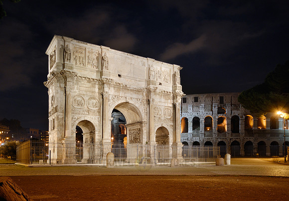 illuminated Arch of Constantine