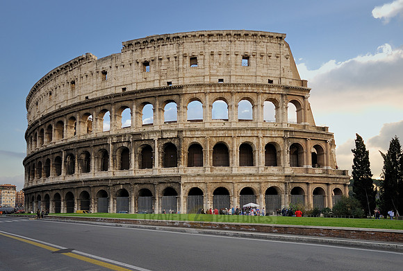 outside view of Colosseum