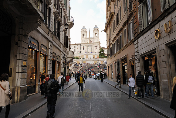 view from Via Condotti to Spanish steps and Piazza di Spagna