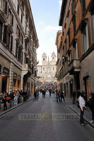 view from Via Condotti to Spanish steps and Piazza di Spagna