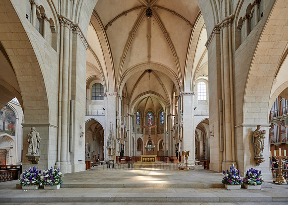 interior shot of Muenster St.-Paulus-Cathedral