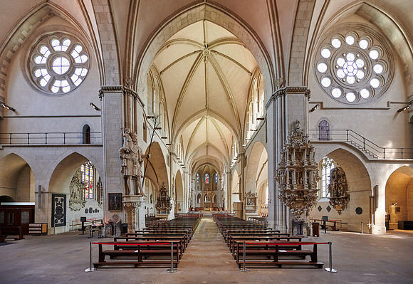 interior shot of Muenster St.-Paulus-Cathedral