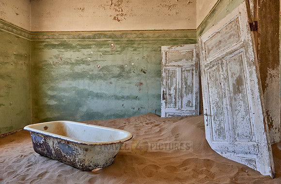Kolmanskop ghost town