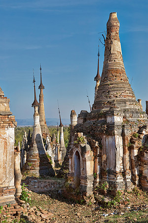 ruins of Shwe Inn Thein