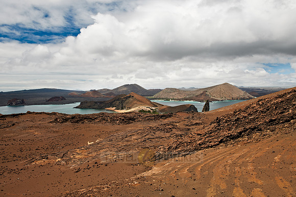 vulkanische Landschaft auf  Isla Bartolome |vulcanic landscape of Isla Bartolome|
