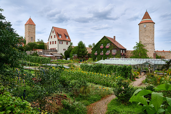 Hagels tower and Hertles tower