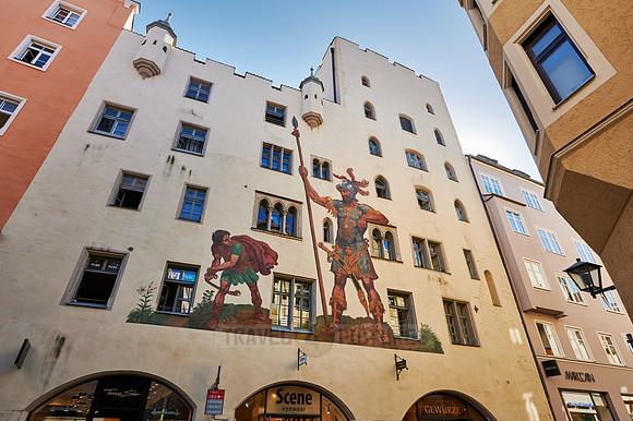 mural on the  Goliath House of Regensburg