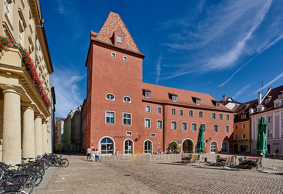 Neue Waag at Haidplatz, Regensburg
