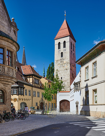 Bachfischer tea house and church tower of the Collegiate Monastery of our Lady of the Old Chapel