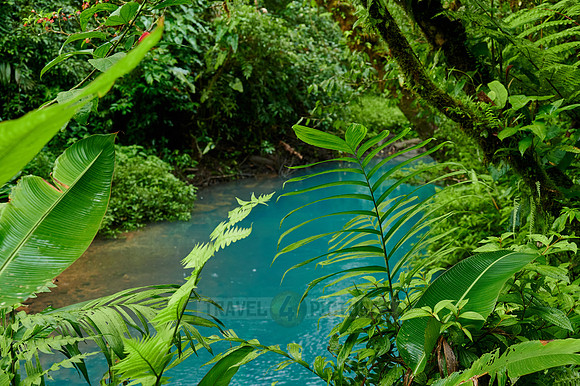 blue river Rio Celeste