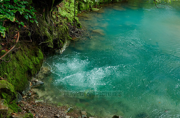 bubbling hot springs at blue river Rio Celeste