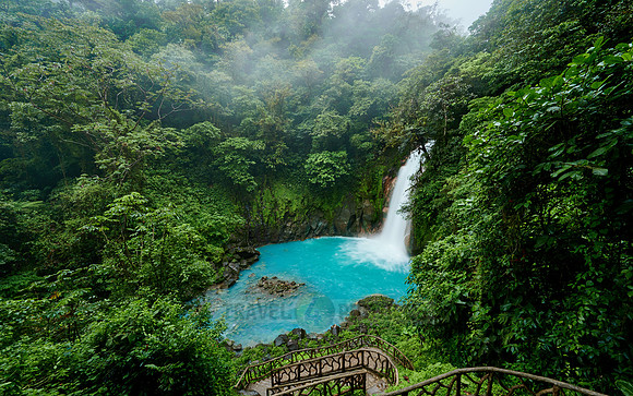 Wasserfall des blauen Fluss Rio Celeste |waterfall of blue river Rio Celeste|