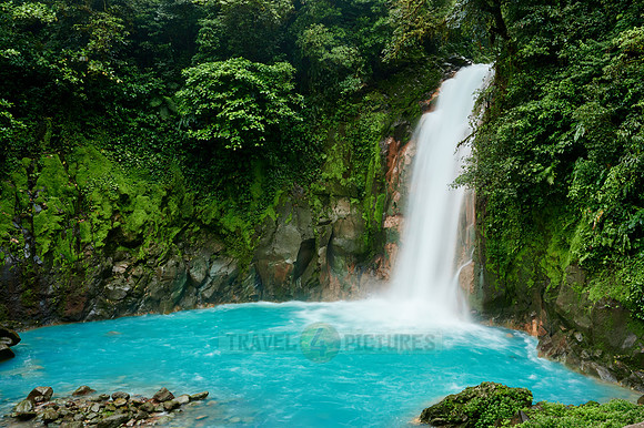 Wasserfall des blauen Fluss Rio Celeste |waterfall of blue river Rio Celeste|