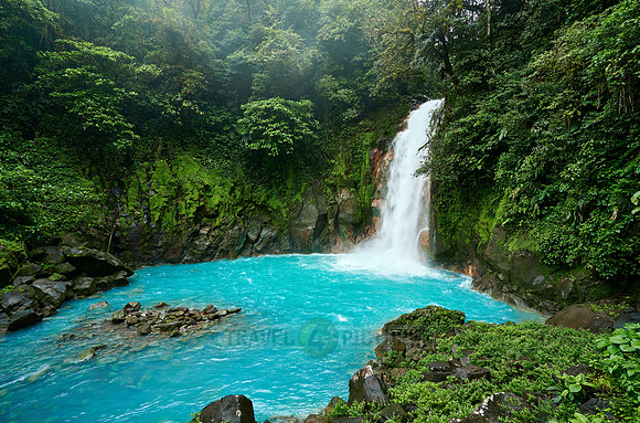 Wasserfall des blauen Fluss Rio Celeste |waterfall of blue river Rio Celeste|