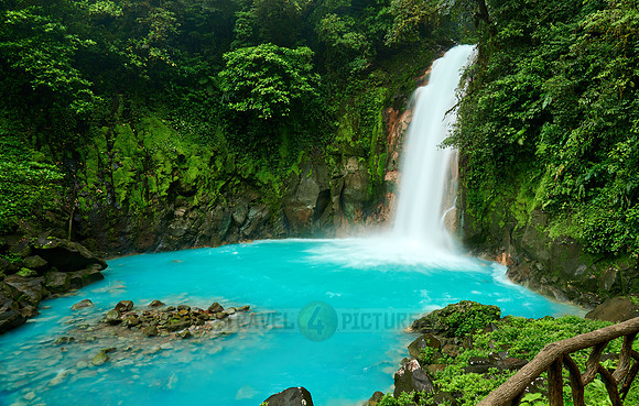 Wasserfall des blauen Fluss Rio Celeste |waterfall of blue river Rio Celeste|