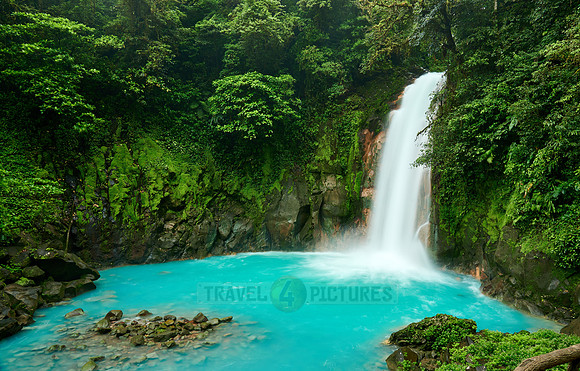 Wasserfall des blauen Fluss Rio Celeste |waterfall of blue river Rio Celeste|