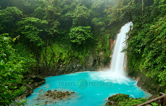 Wasserfall des blauen Fluss Rio Celeste |waterfall of blue river Rio Celeste|