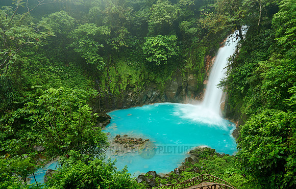 Wasserfall des blauen Fluss Rio Celeste |waterfall of blue river Rio Celeste|
