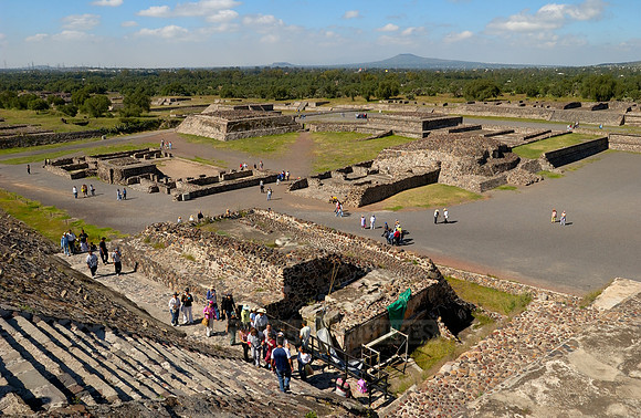 View of the Avenue of the Dead