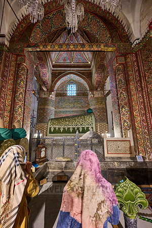 Innenaufnahme des Mausoleum und Museum des Mevlana Rumi. |inside shot of Mausoleum and museum of Mevlana Rumi|
