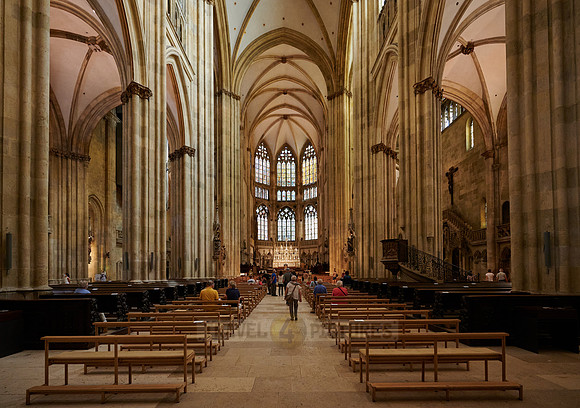 interior shot of Dom St. Peter cathedral