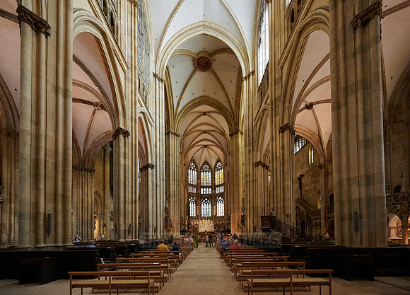 interior shot of Dom St. Peter cathedral