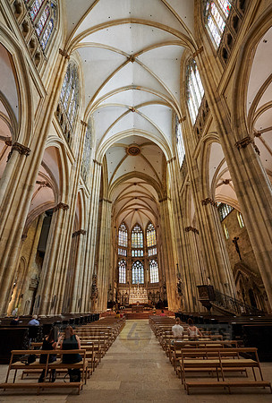interior shot of Dom St. Peter cathedral