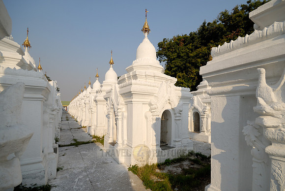 Kuthodaw Pagoda