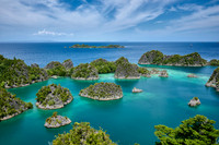 viewpoint Piaynemo with beautiful landscape of Fam Islands