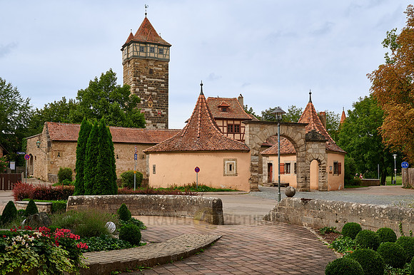Roeder gate with Roedertor tower
