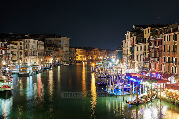 Night shot of the Grand Canal from the Rialto Bridge