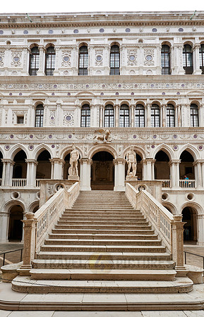 inner courtyard of Doge's Palace with Scala dei Giganti