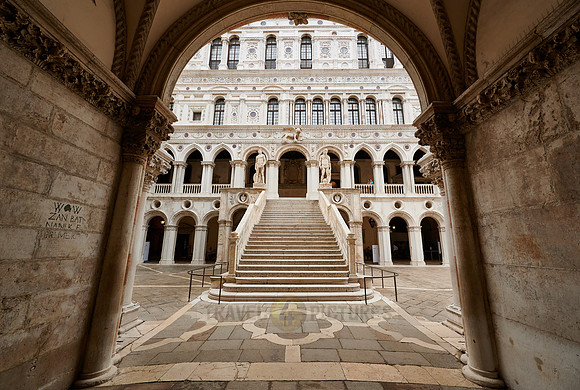 inner courtyard of Doge's Palace with Scala dei Giganti
