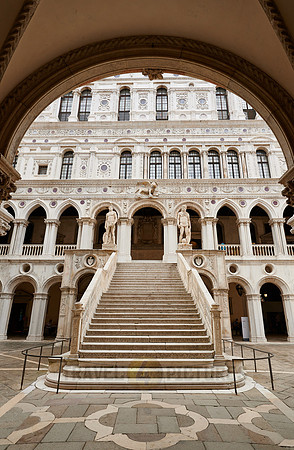 inner courtyard of Doge's Palace with Scala dei Giganti