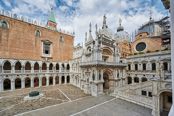 inner courtyard of Doge's Palace with Arco Foscari