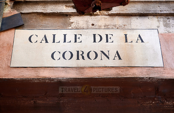 Calle de la Corona