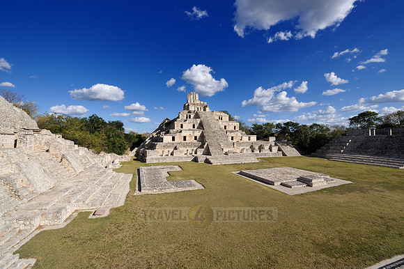 pyramids of Mayasite Edzna