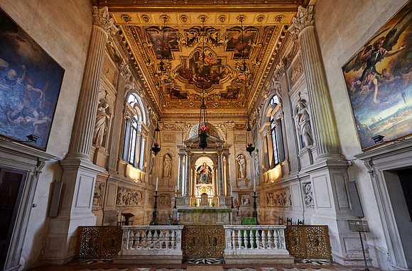 golden ceiling inside Basilica dei Santi Giovanni e Paolo